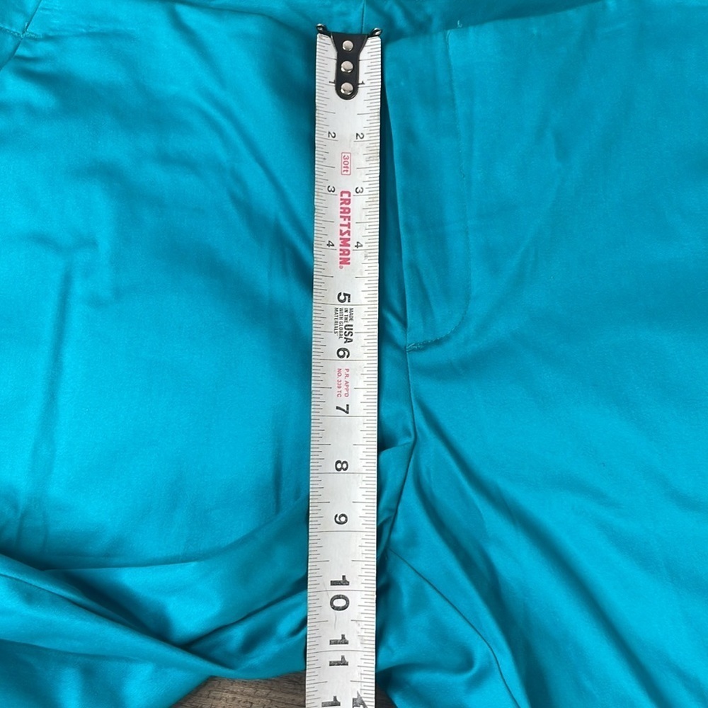 Worthington Women’s Turquoise Teal Modern Fit Crop Capri, size 10 - Picture 9 of 9